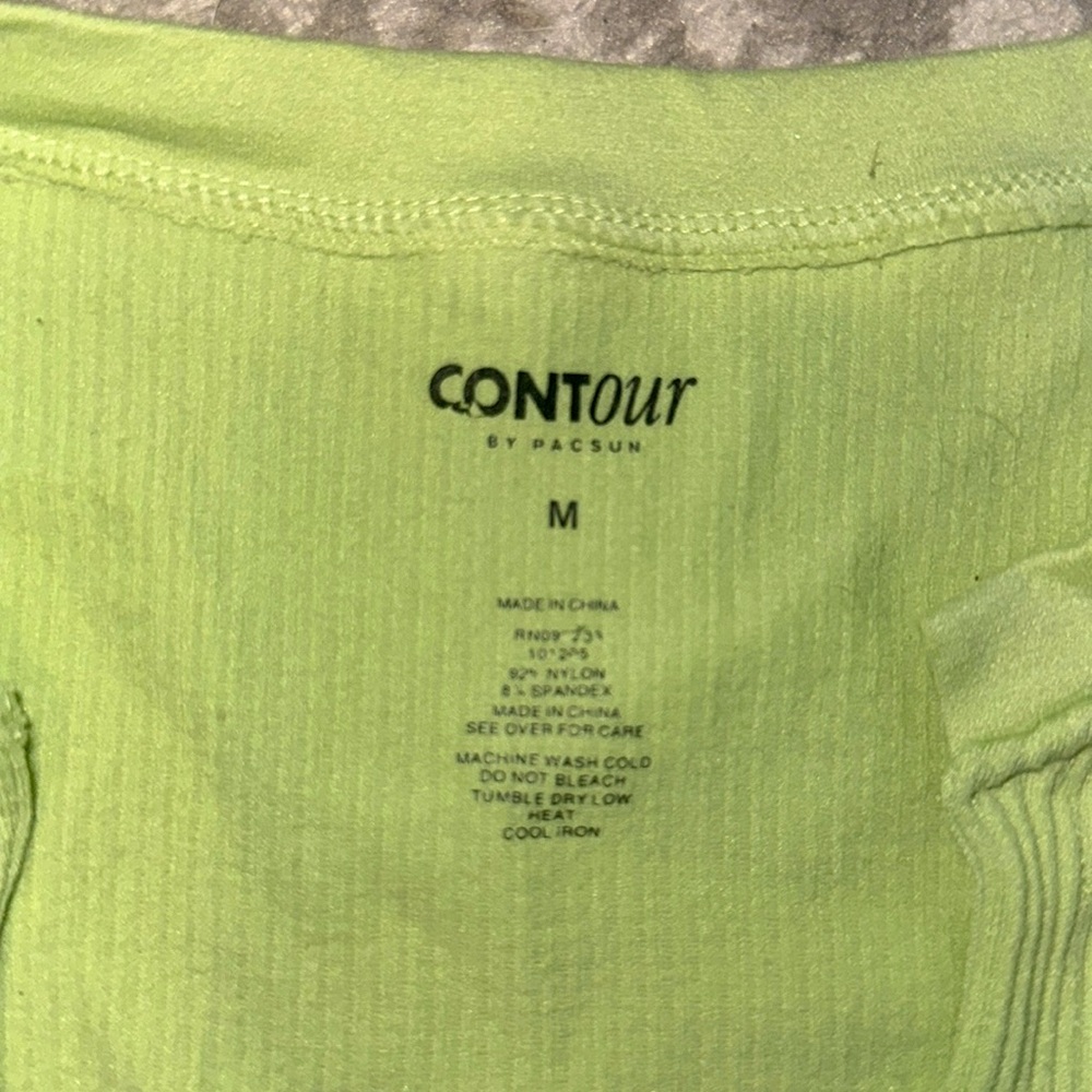Pacsun low cut tight fit crop top - Picture 3 of 3